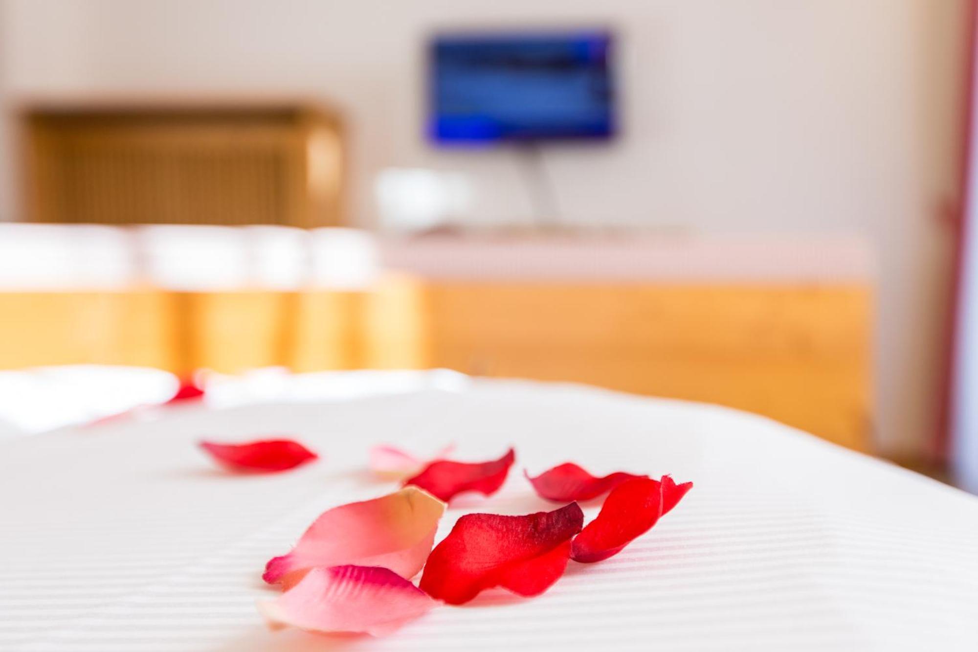 Hotel Goldene Rose 몽구엘포 외부 사진