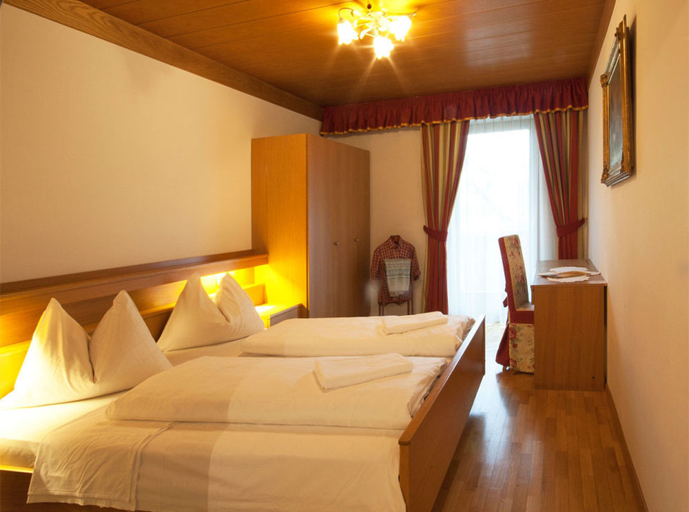 Hotel Goldene Rose 몽구엘포 외부 사진